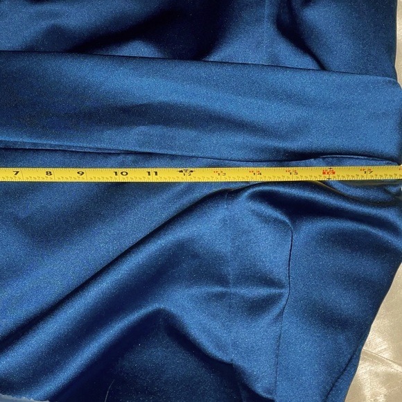 David’s Bridal, long formal dress, size 16 - Picture 4 of 4